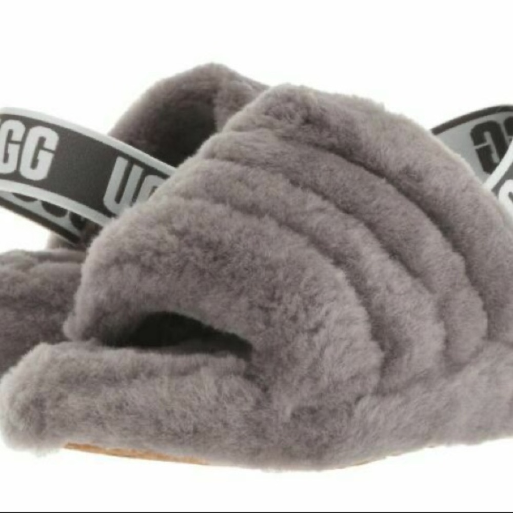Women’s Gray slippers